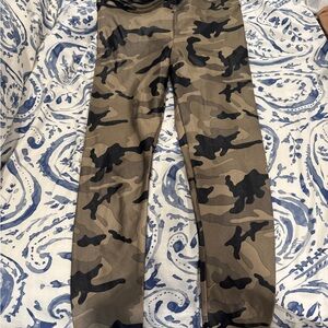 Koral Tan and Black Leggings